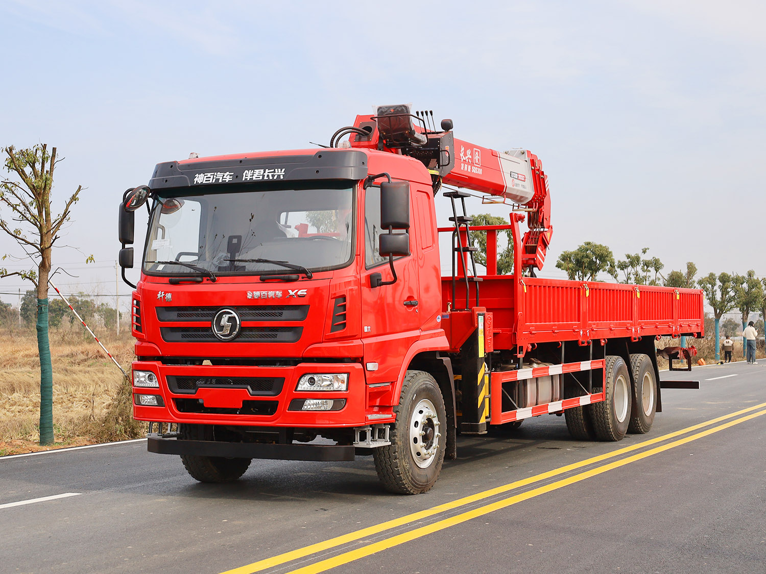 陜汽軒德X6后雙橋上裝長興發(fā)財版12噸直臂式吊機