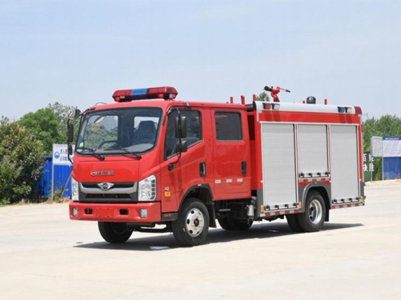 2.5噸  國(guó)六 福田水罐消防車  內(nèi)藏罐