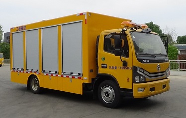 大多利卡裝備型救險(xiǎn)車(chē)