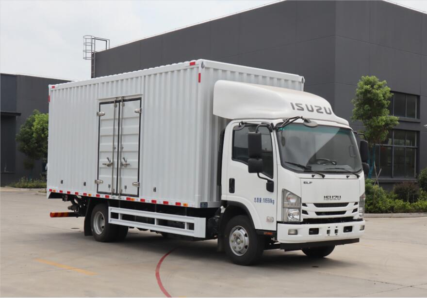 五十鈴救險(xiǎn)型裝備車